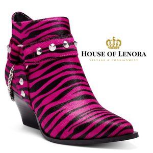 NWOT JESSICA SIMPSON Zayrie Pink and Black Zebra Print Ankle Boot